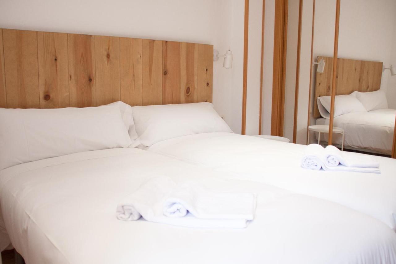Hostal Cuentame Evolucion Auto Check In Burgos Luaran gambar
