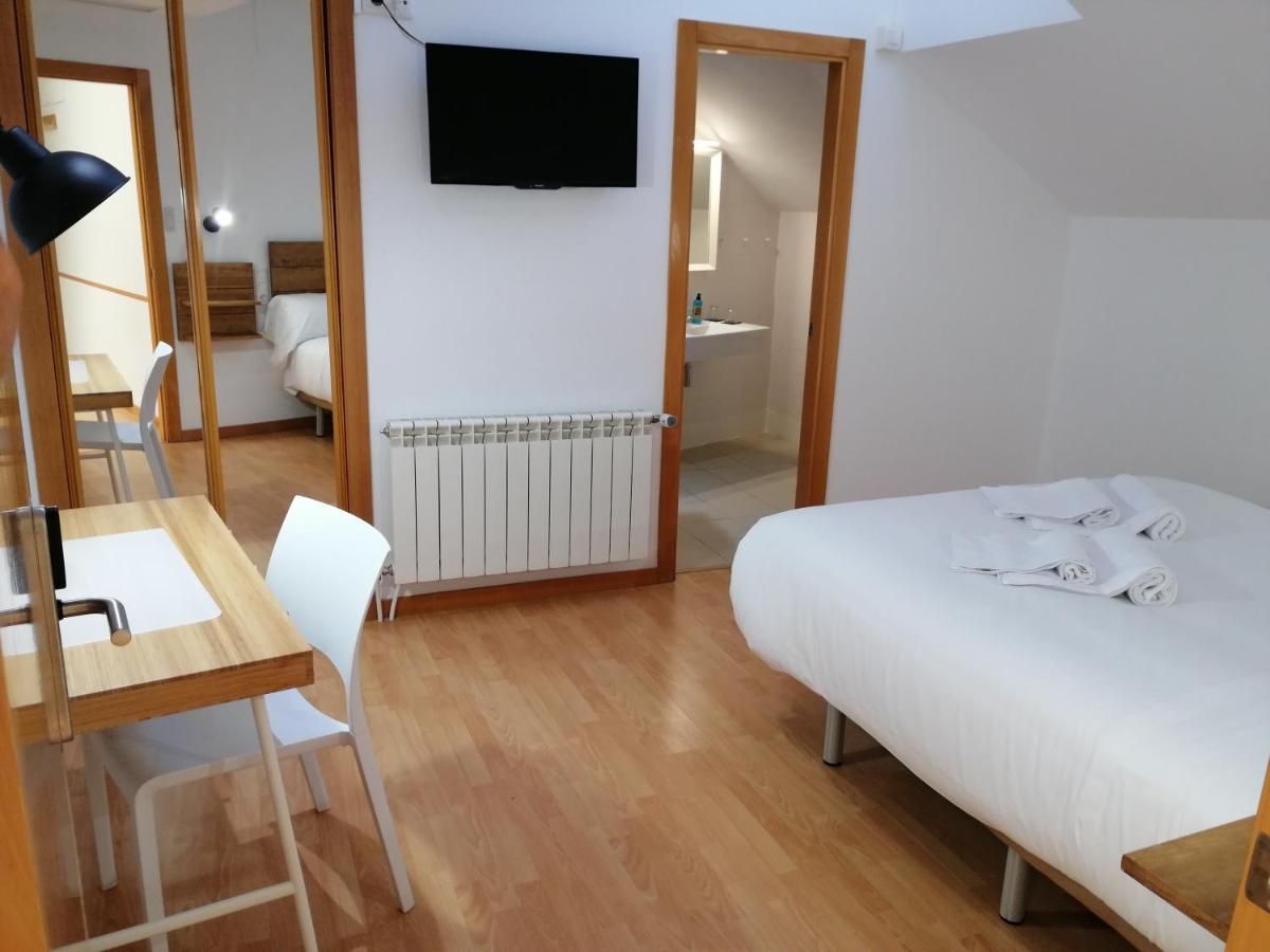 Hostal Cuentame Evolucion Auto Check In Burgos Luaran gambar
