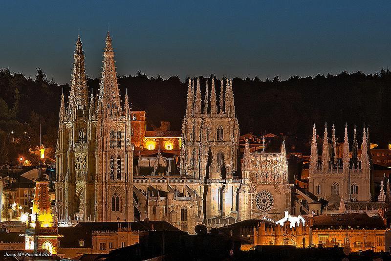 Hostal Cuentame Evolucion Auto Check In Burgos Luaran gambar